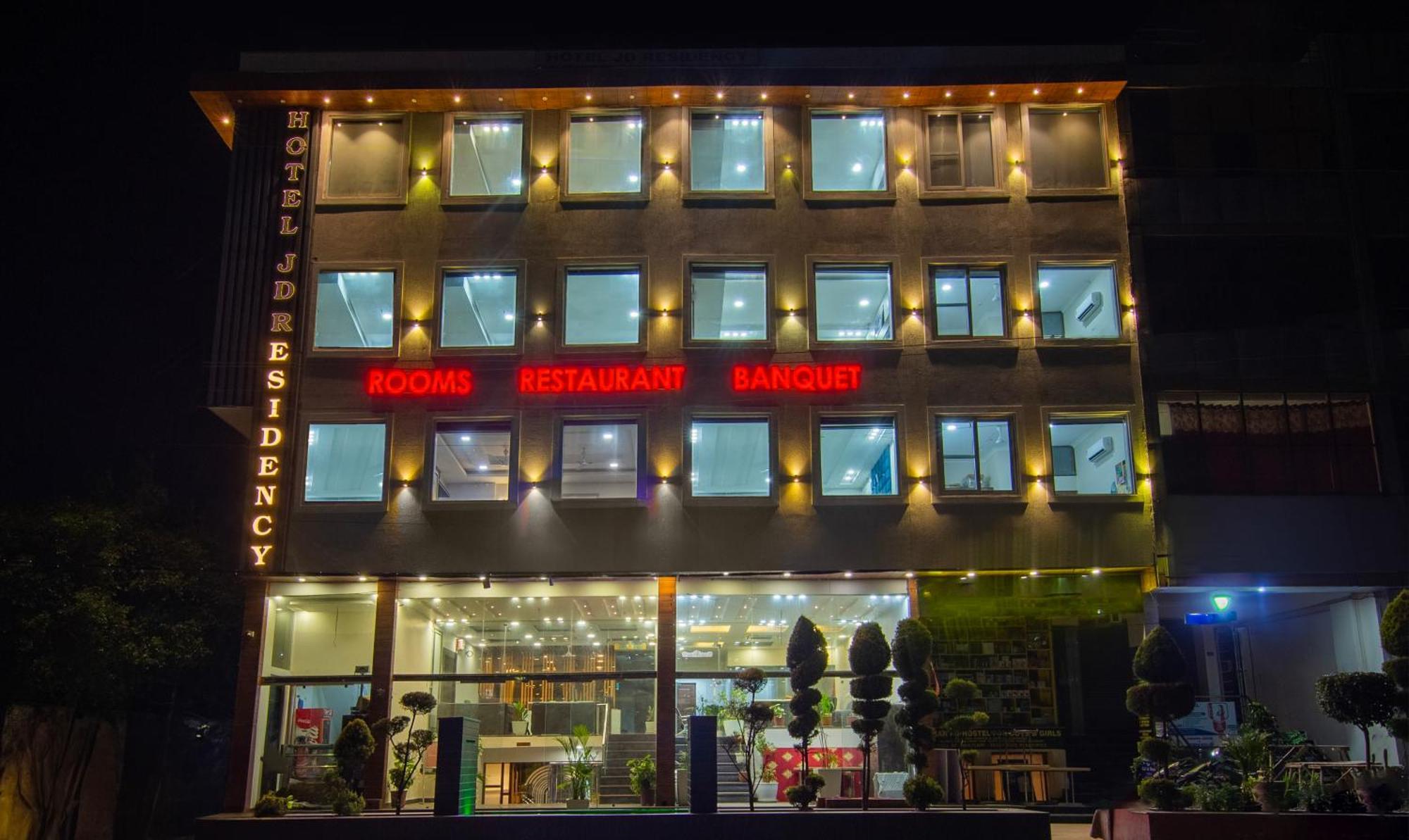 فندق Treebo Jd Residency Mohali Sohāna المظهر الخارجي الصورة