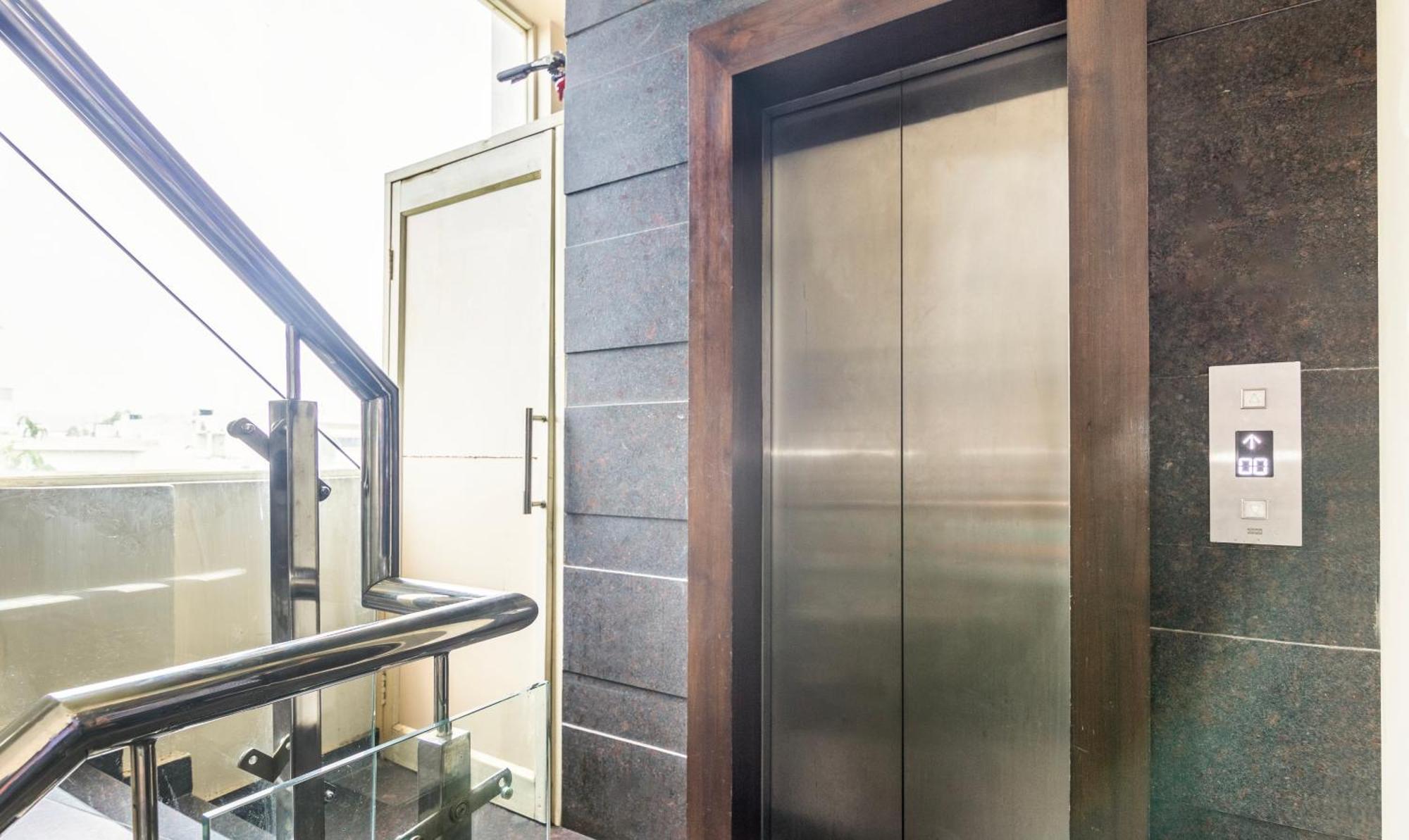 فندق Treebo Jd Residency Mohali Sohāna المظهر الخارجي الصورة